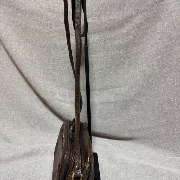 Aigner Crossbody - Picture 7 of 8